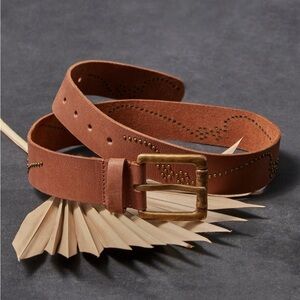 Free People-W the Free Brown studded leather Belt NWT